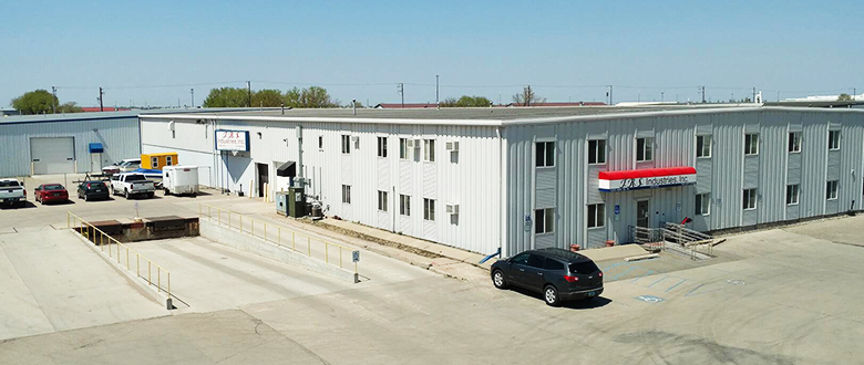 TRS_Industries_Fargo-ND An exterior view of the large TRS Industries facility and office building located in Fargo, ND.