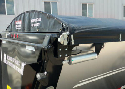 Side angle of an electric roll tarp trailer system